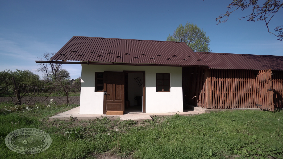  Відео про сільський музей Вишково